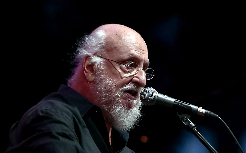 Διονύσης-Σαββόπουλος:-Η-ανακοίνωση-της-οικογένειας-για-τον-θάνατο-του-μεγάλου-τραγουδοποιού