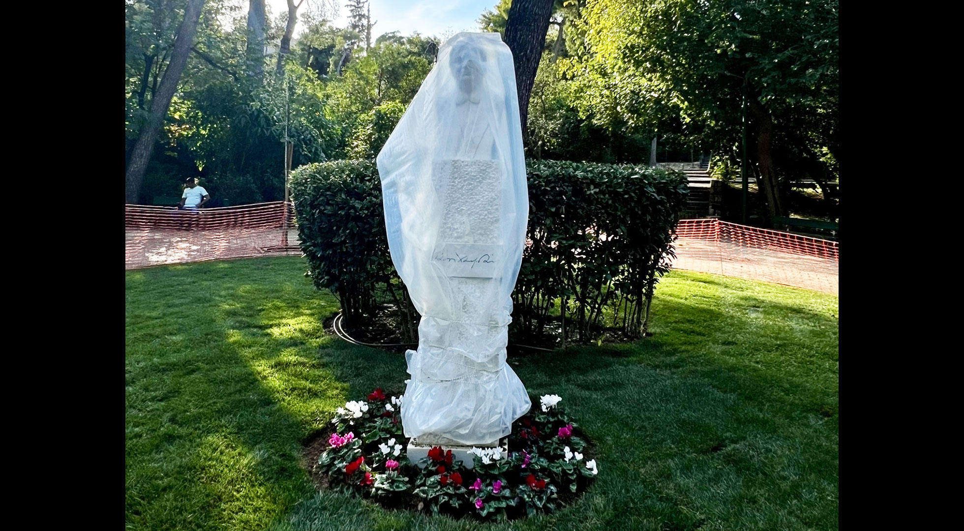 Χατζιδακικά-μυστήρια:-Το-τιμητικό-έτος-2026,-η-προτομή,-τα-ερωτήματα