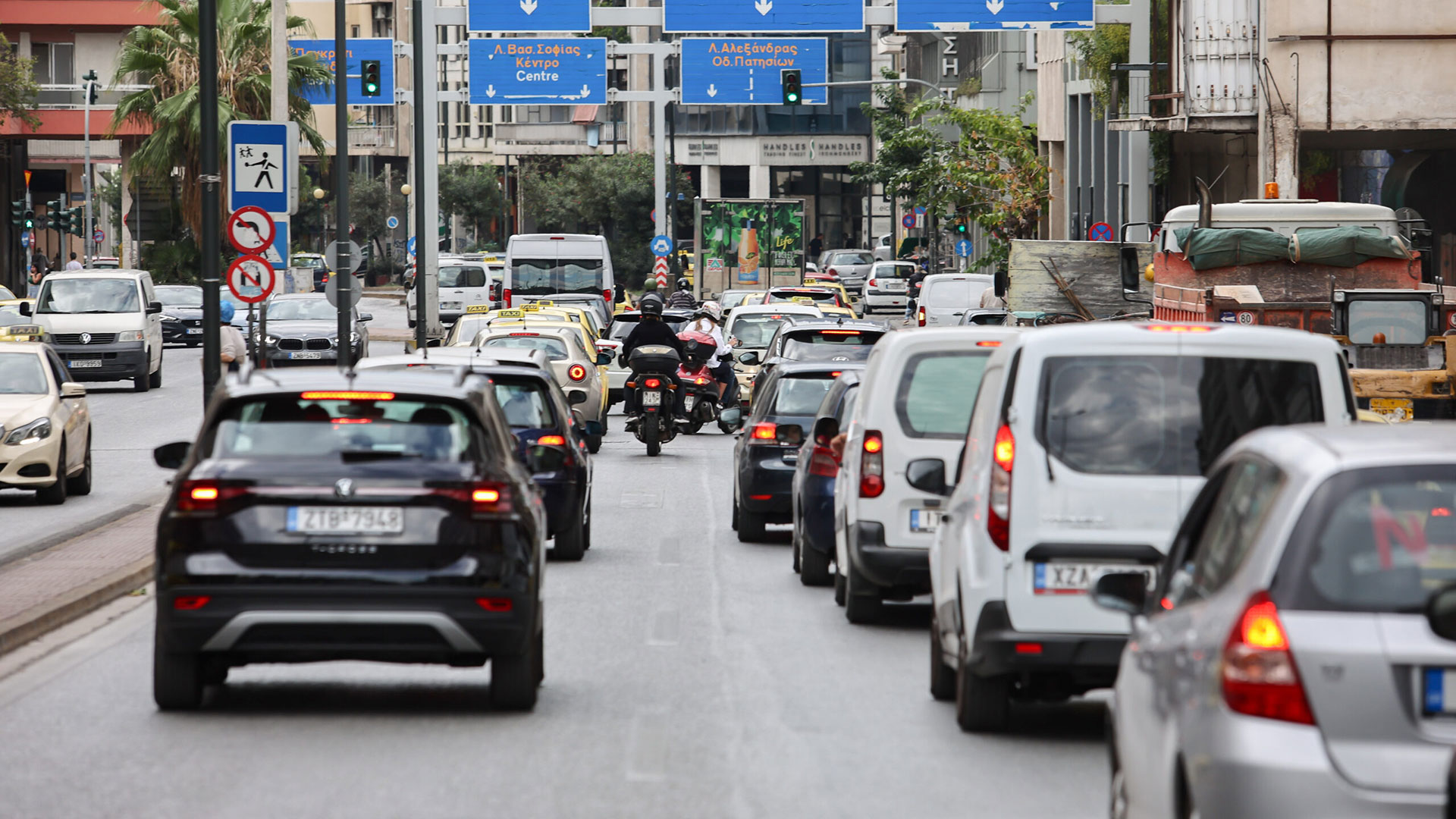 Κίνηση-στους-δρόμους:-Στο-«κόκκινο»-ο-Κηφισός-–-Πού-αλλού-υπάρχουν-προβλήματα