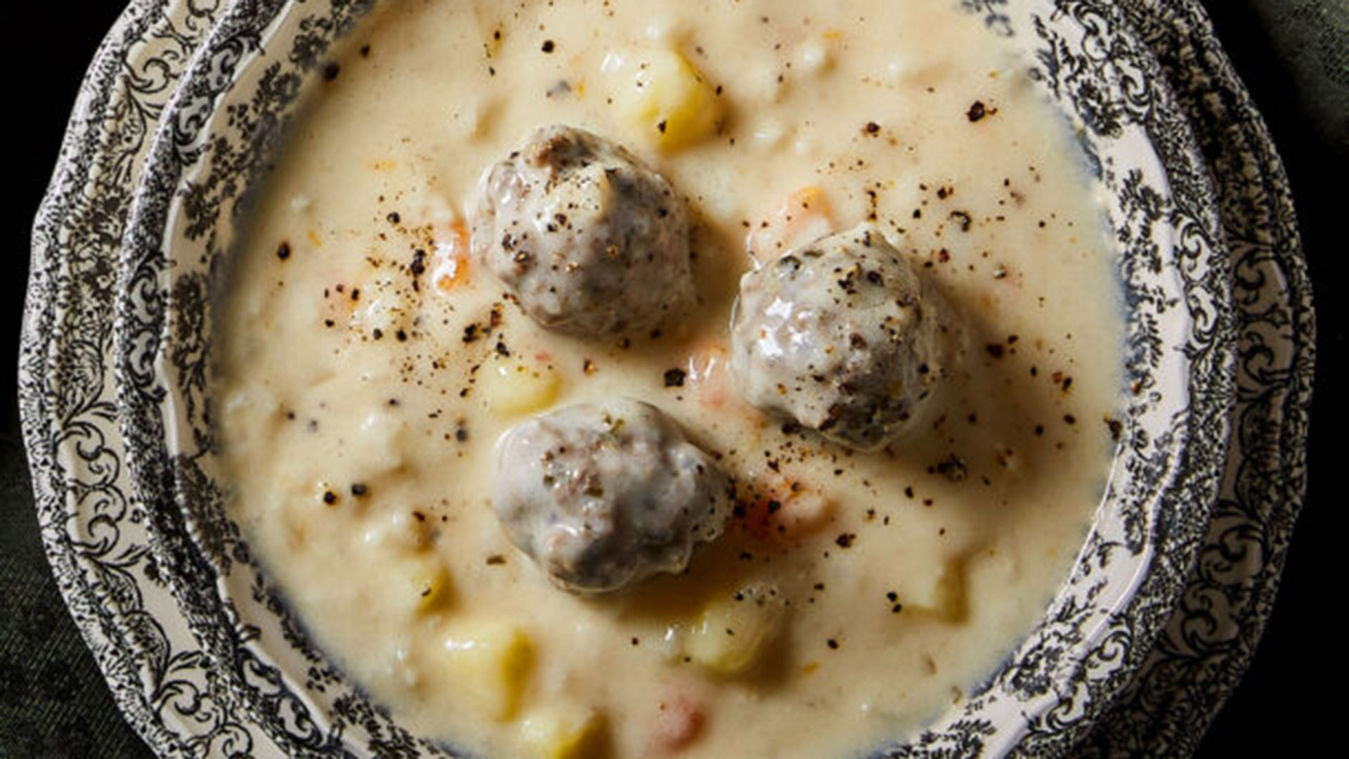 Το-μενού-της-εβδομάδας:-από-σμυρναίικα-γιουβαρλάκια-μέχρι-αγιορείτικες-σουπιές-με-πράσα