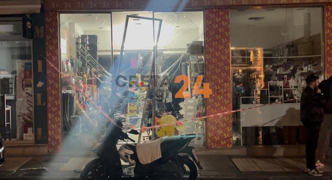Ηράκλειο:-aυτοκίνητο-έπεσε-πάνω-σε-βιτρίνα-καταστήματος