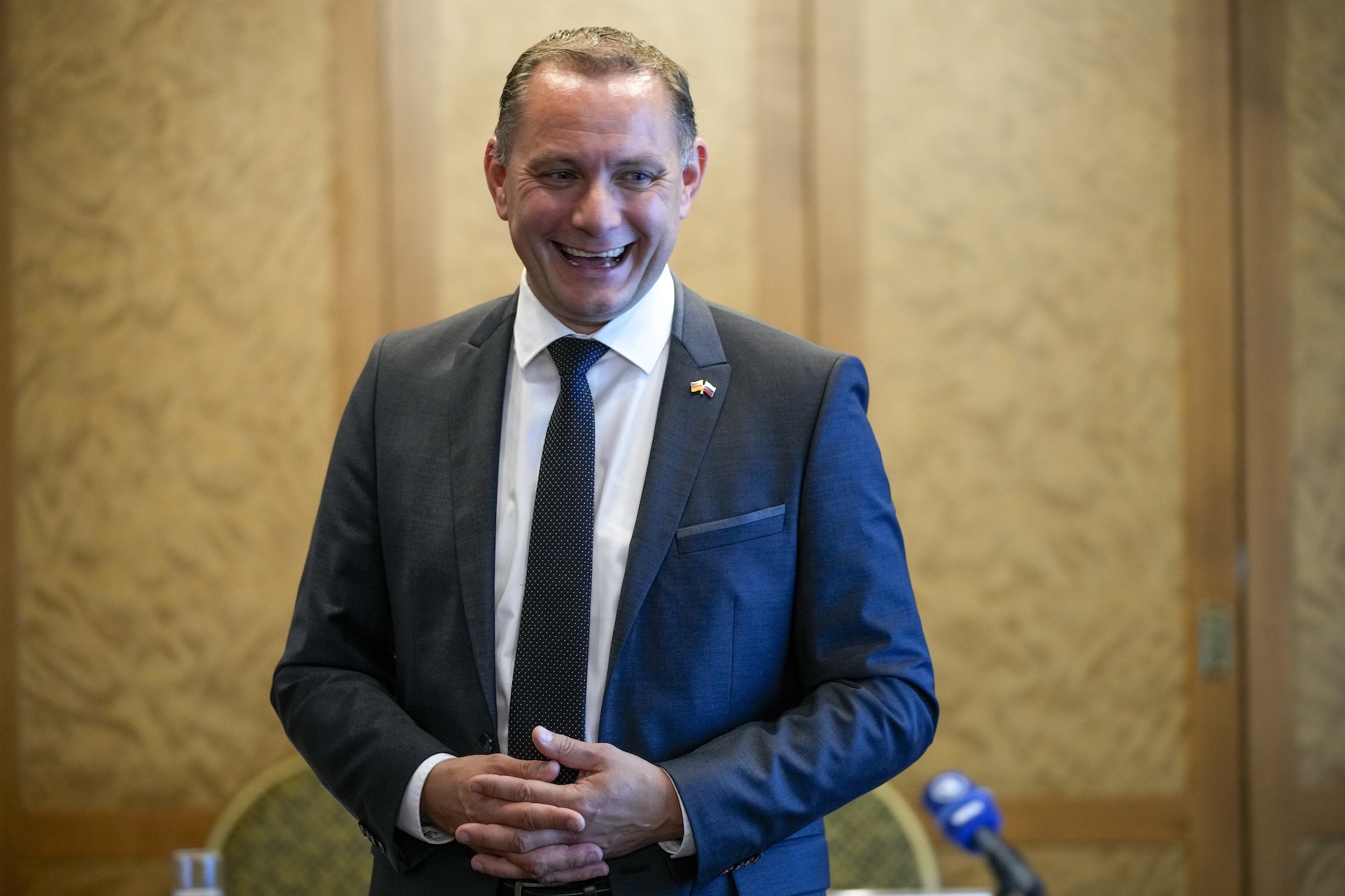 Ηγέτης-afd:-«Δεν-απειλούμαστε-από-τη-Ρωσία,-από-την-Πολωνία-μπορεί»