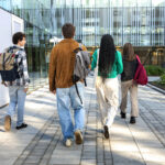 Το-«χρηματιστήριο»-των-ιδιαίτερων-για-το-ΙΒ-στα-ιδιωτικά