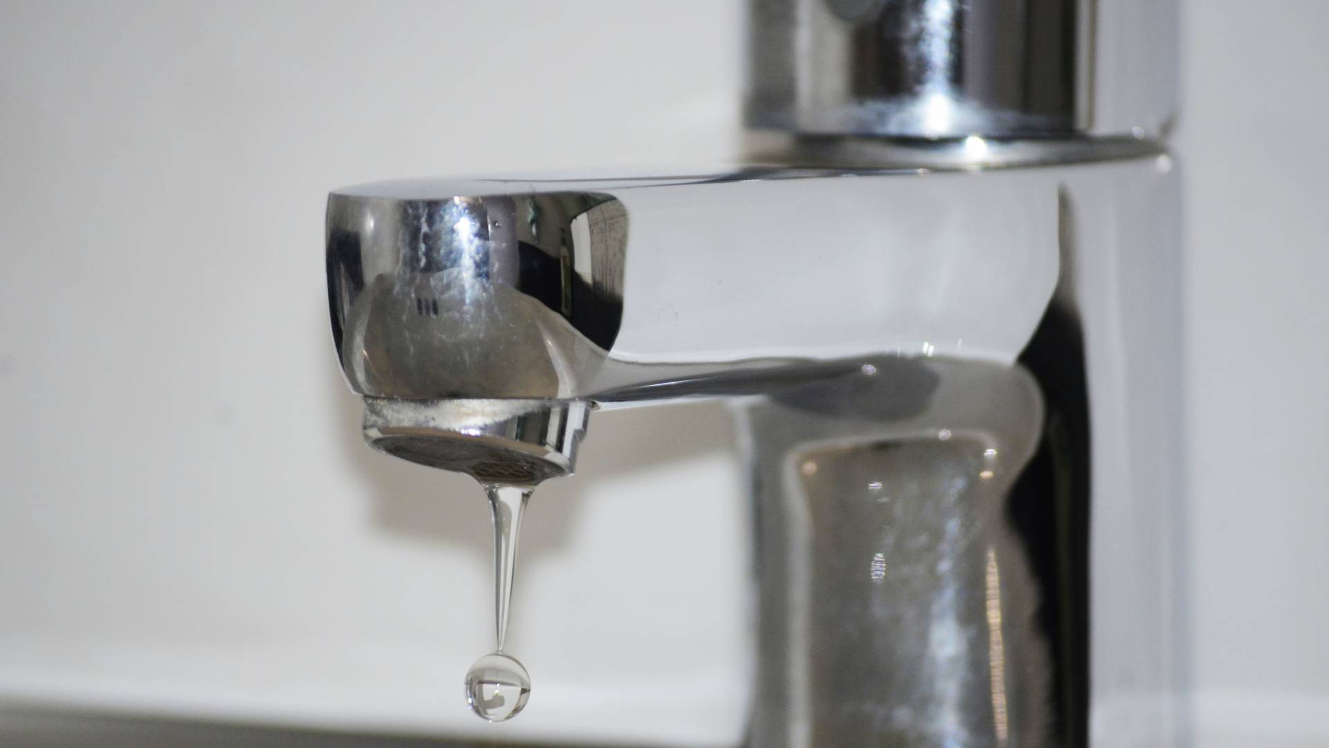 Χωρίς-νερό-Νεστόριο,-Πτελέα-και-Κρανοχώρι-–-Καταστροφές-στο-χωριό-Γράμμος-λόγω-της-νεροποντής