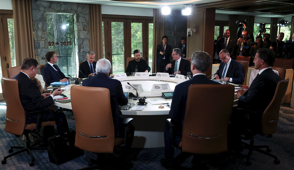 «Παίζουν-παιχνίδια»:-Τι-συζητούν-οι-Ευρωπαίοι-για-το-Ουκρανικό-όταν-δεν-ακούν-οι-ΗΠΑ