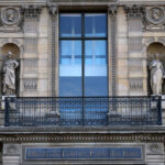 Ζημιές-σε-εκατοντάδες-βιβλία-από-διαρροή-νερού-στο-Λούβρο