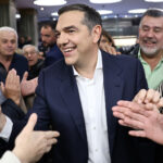 Τα-καινούργια-ρούχα-του-Αλέξη-Τσίπρα